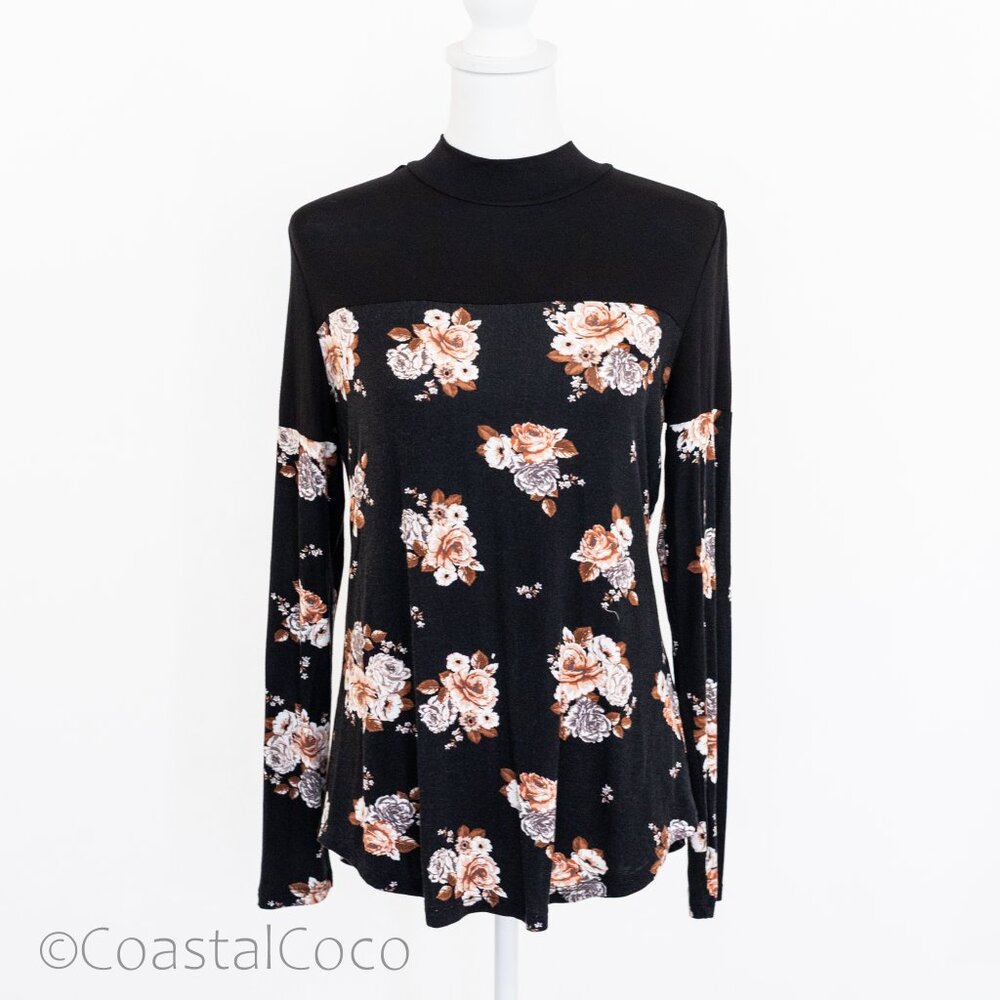 Maurices 24/7 Black Floral Mock Neck Tee M Roses Loungewear Soft Stretch